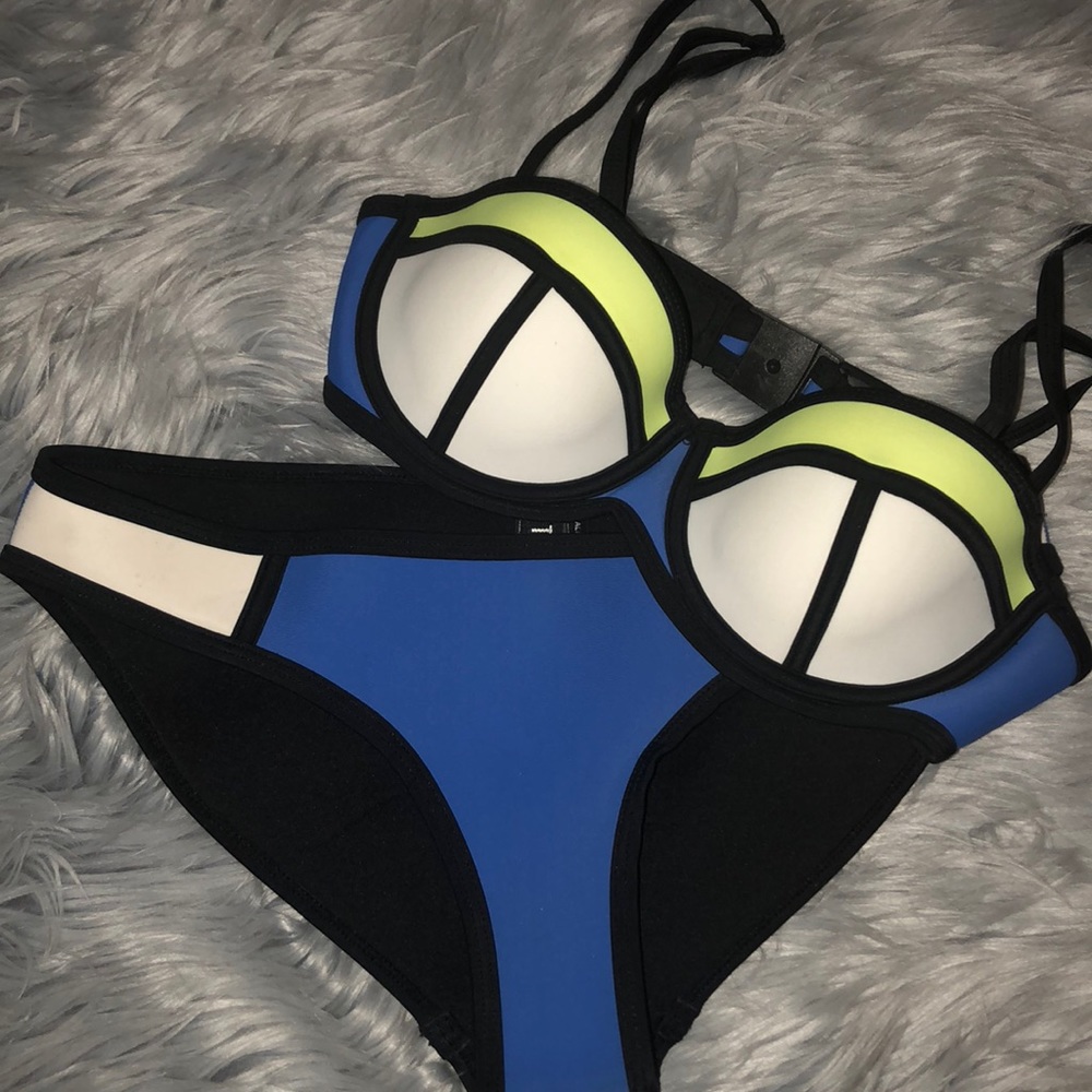 Triangl Bikini